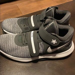 Nike Air Precision II Flyease